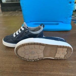 London Fog toddler shoes